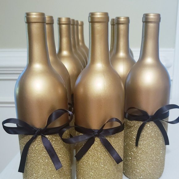 Shimmering Glitter Wine Bottle Decor for Glamorous Weddings Sparkling Reception - Picture 9 of 9